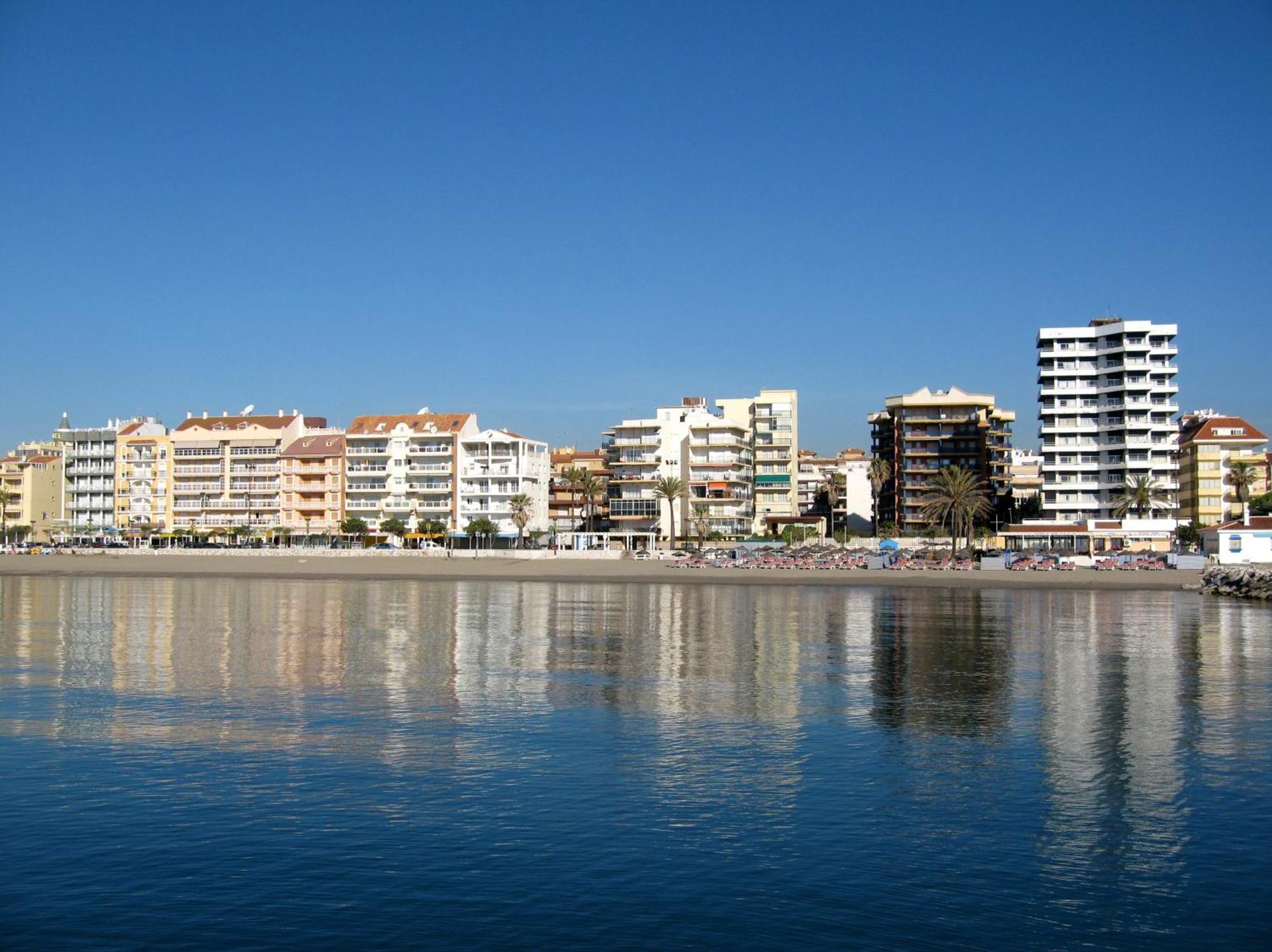 Apartment Calle Larga Fuengirola Extérieur photo
